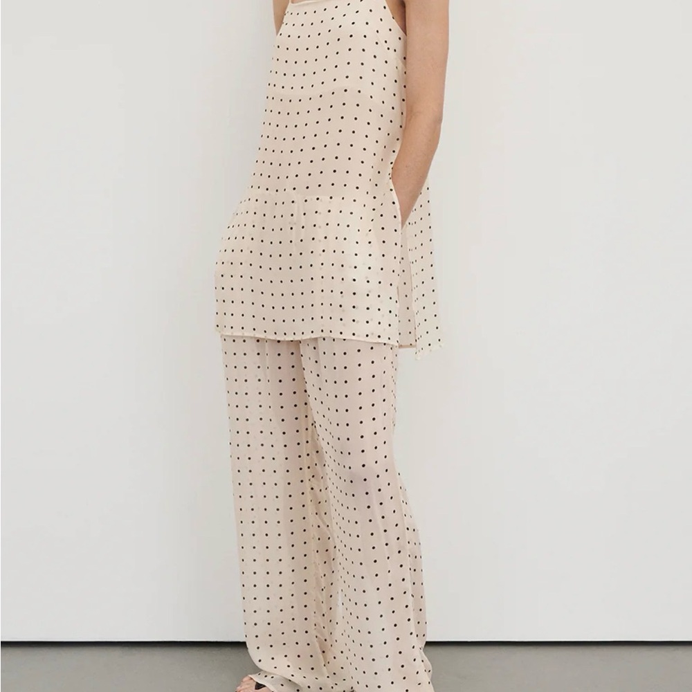 NWT - DISSH Vanessa Sandstone Sleeveless Spot Cami Top